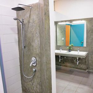 Chambre Juste Pour Femmes Dortoir